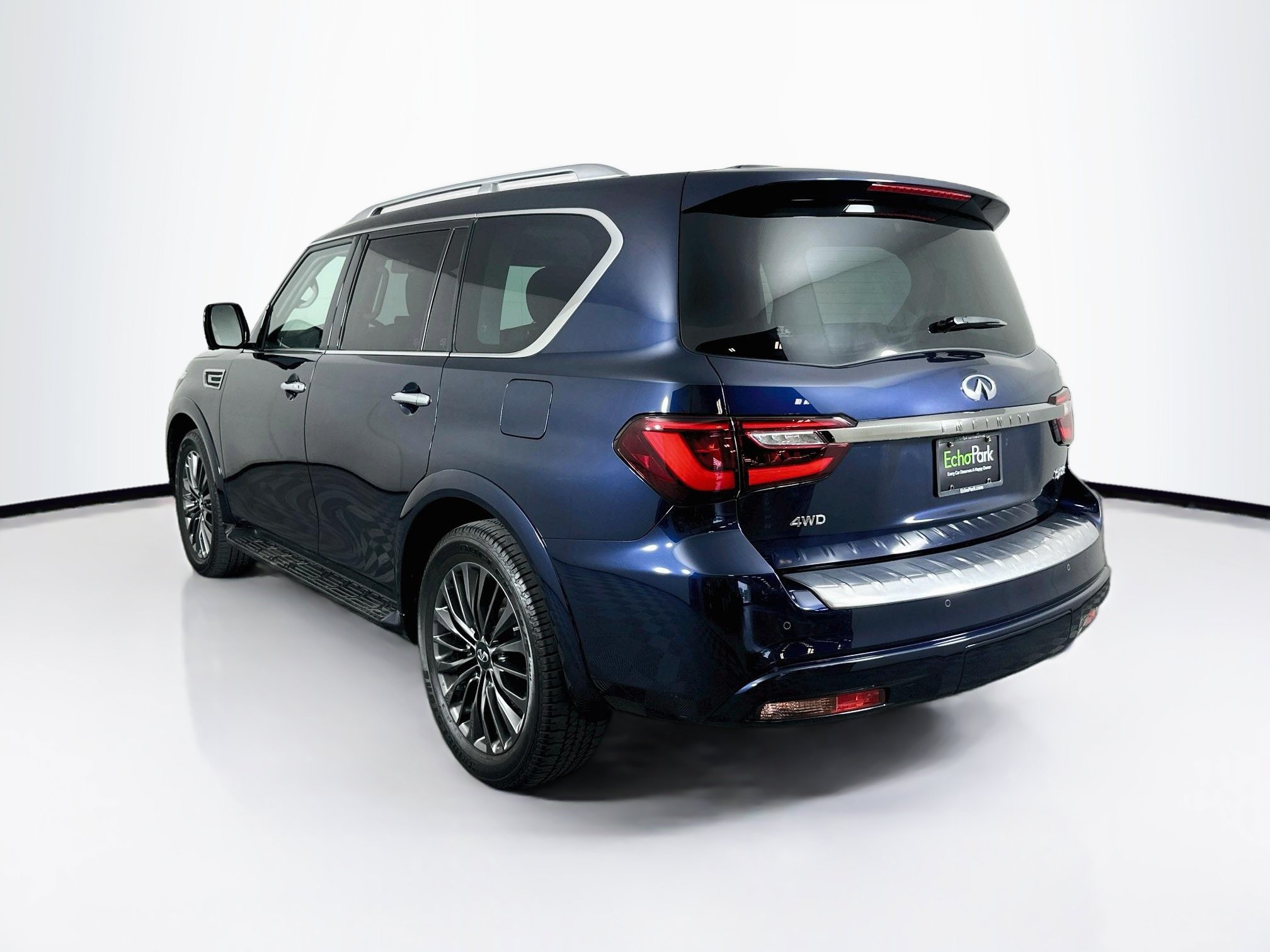 Used 2023 INFINITI QX80 Premium Select w/ Cargo Package AWD/4WD image 5