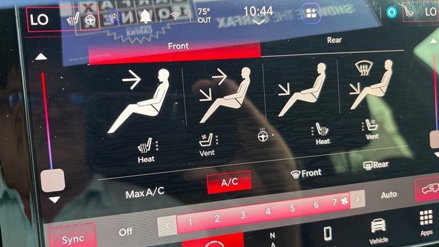 Used 2025 Dodge Durango GT AWD/4WD image 18