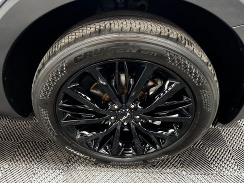 Used 2022 Kia Telluride SX w/ Towing Package image 17