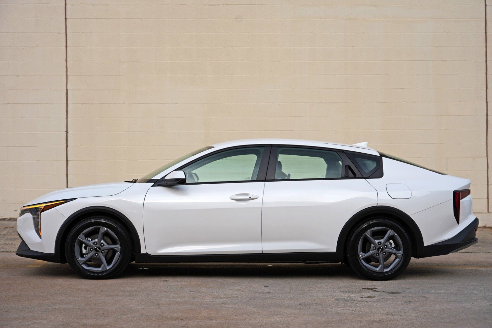 Used 2025 Kia K4 FWD image 8