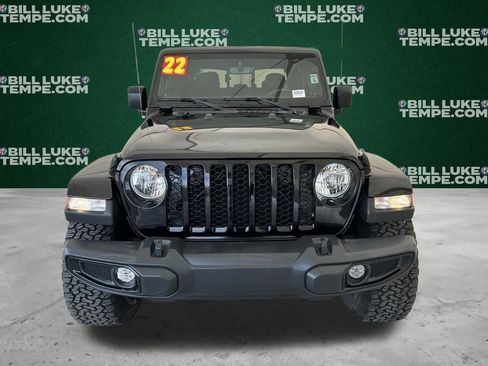 Used 2022 Jeep Gladiator Willys image 11