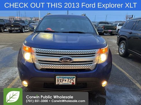 Used 2013 Ford Explorer XLT image 1