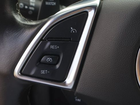 Used 2023 Chevrolet Camaro LT w/ Technology Package RWD image 20
