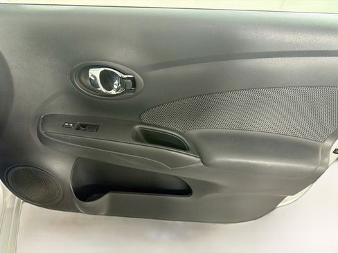 Used 2016 Nissan Versa SV FWD image 28