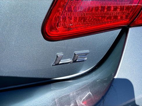 Used 2009 Toyota Camry LE image 17