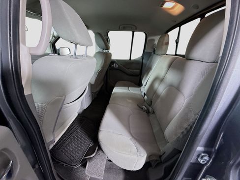 Used 2021 Nissan Frontier SV RWD image 25