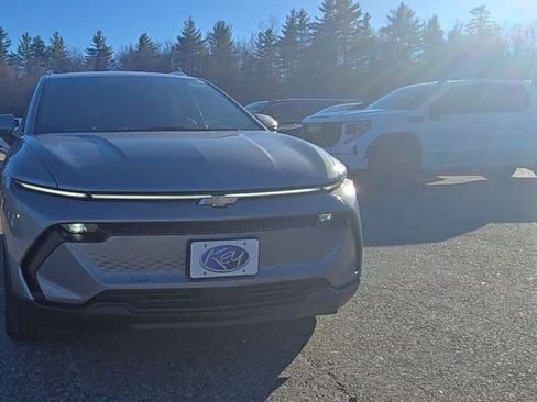 New 2026 Chevrolet Equinox EV LT w/ LPO, All-Weather Mat Package image 39