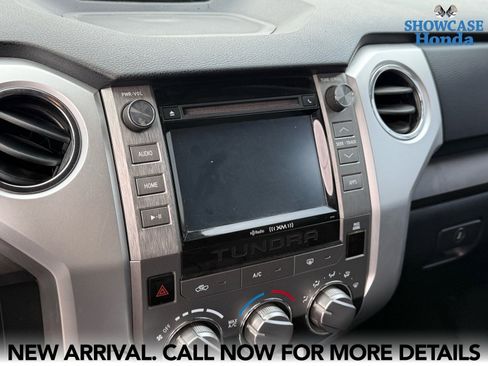 Used 2019 Toyota Tundra SR5 w/ SR5 Upgrade Package image 11