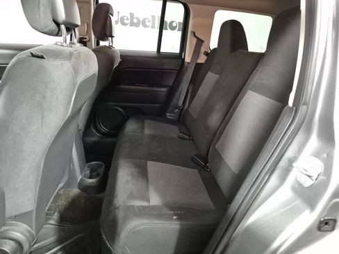 Used 2015 Jeep Patriot Sport w/ Power Value Group FWD image 22