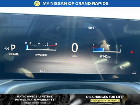 New 2026 Nissan Sentra SR w/ Floor Mat Package FWD image 17