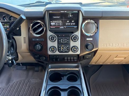 Used 2016 Ford F250 Lariat w/ Lariat Interior Package image 22