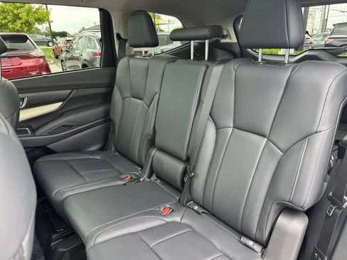 Used 2022 Subaru Ascent Limited w/ Technology Package AWD/4WD image 32