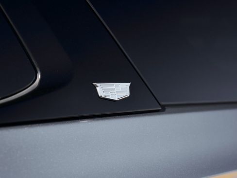 Used 2023 Cadillac Escalade V w/ LPO, ONYX Package image 8