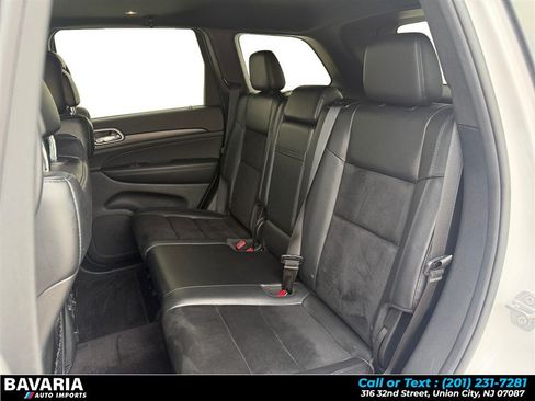 Used 2018 Jeep Grand Cherokee Altitude AWD/4WD image 16