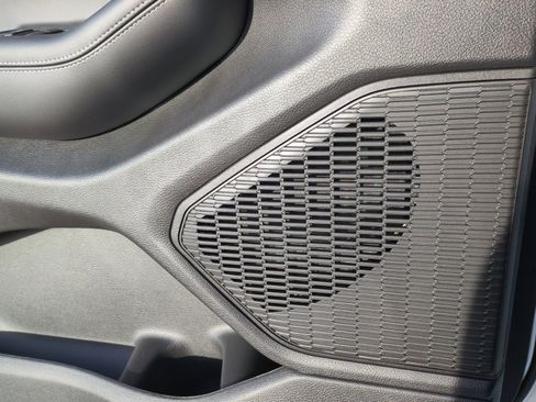 New 2025 Jeep Grand Cherokee Laredo image 27