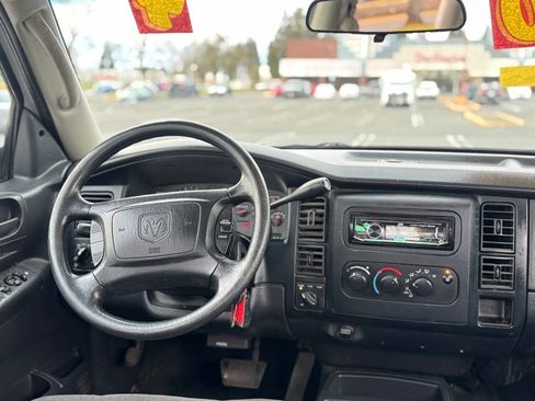 Used 2004 Dodge Dakota SLT w/ PWR Convenience Group image 11