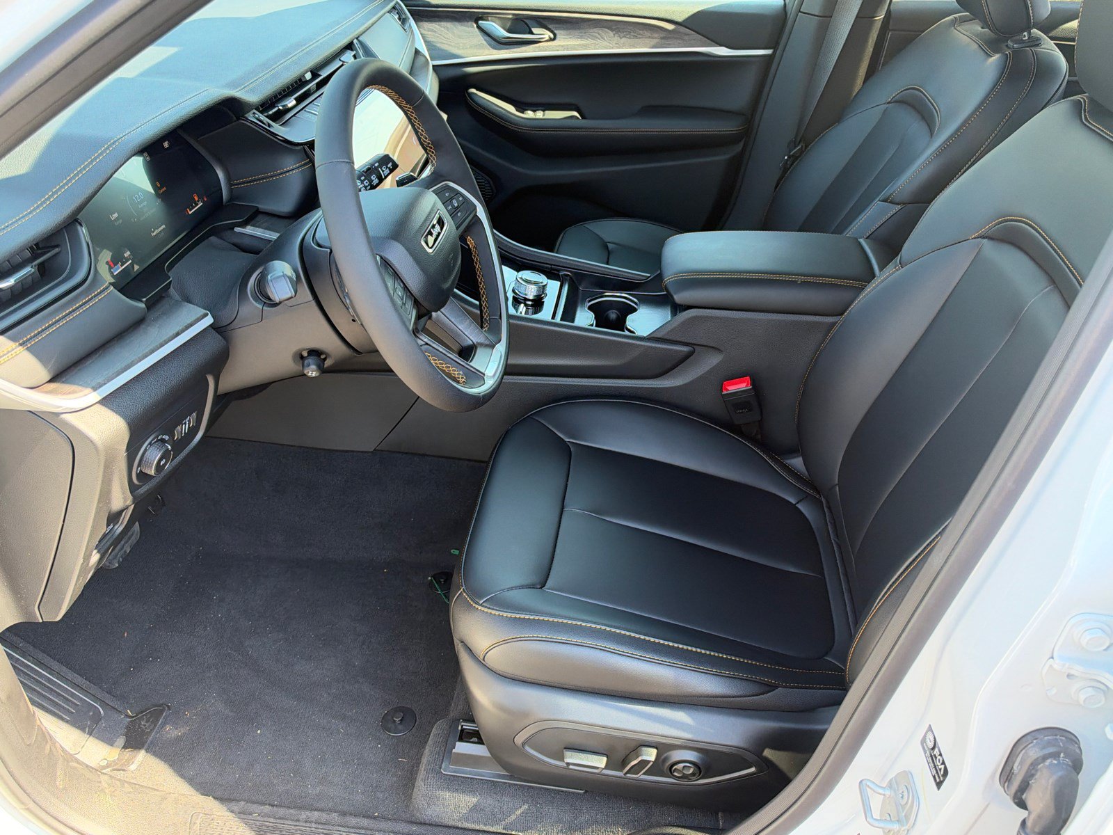 New 2026 Jeep Grand Cherokee Limited AWD/4WD image 9