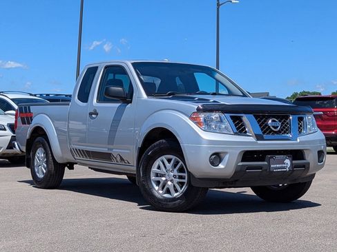 Used 2017 Nissan Frontier SV AWD/4WD image 27
