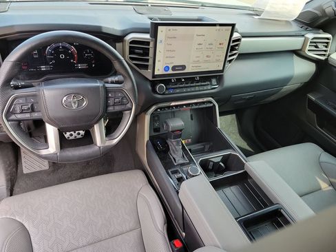Used 2025 Toyota Tundra Limited w/ TRD Off-Road Package AWD/4WD image 13