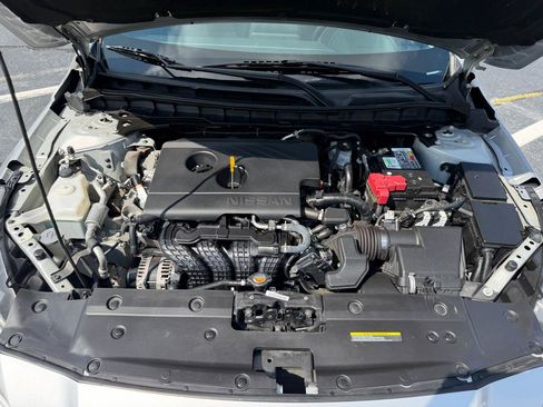 Used 2019 Nissan Altima 2.5 SR FWD image 25