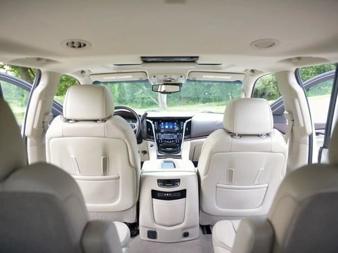 Used 2015 Cadillac Escalade Premium AWD/4WD image 94