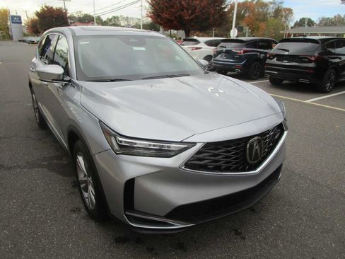 Used 2026 Acura MDX SH-AWD image 4