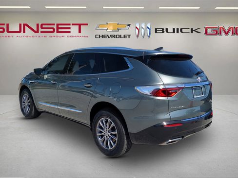 Certified 2023 Buick Enclave Essence image 6