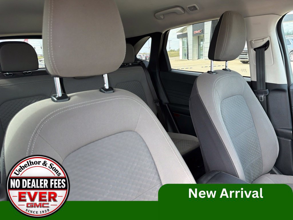 Used 2022 Ford Escape SE w/ SE Sport Appearance Package AWD/4WD image 4