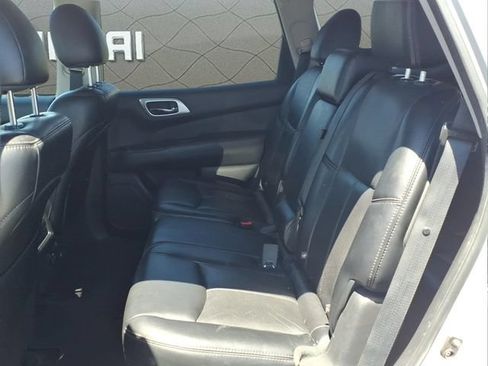 Used 2015 Nissan Pathfinder Platinum w/ Cargo Package AWD/4WD image 16