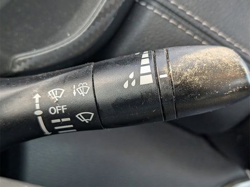 Used 2022 Nissan Sentra SV image 24