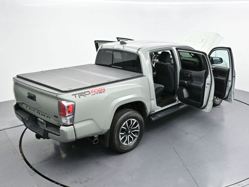 Used 2023 Toyota Tacoma TRD Sport AWD/4WD image 38