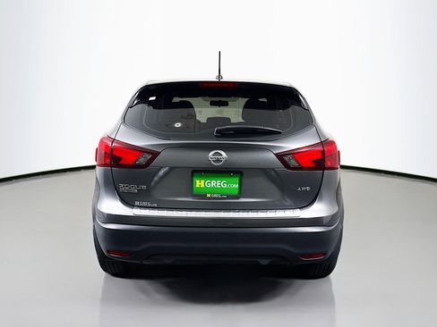 Used 2019 Nissan Rogue Sport S w/ Appearance Package image 8
