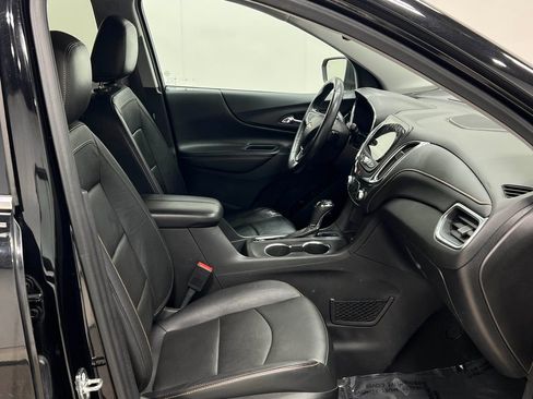 Used 2018 Chevrolet Equinox Premier image 32