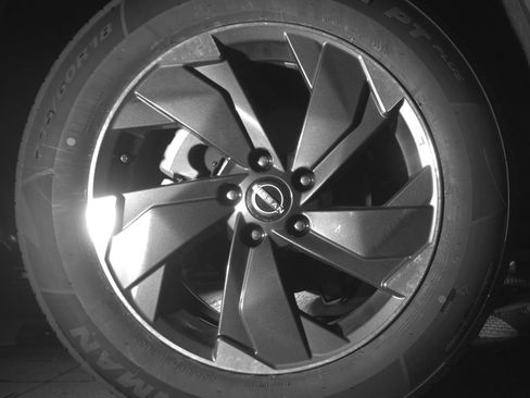 Used 2025 Nissan Rogue SV image 12