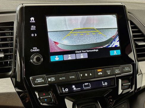 Certified 2024 Honda Odyssey EX-L image 13