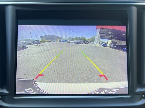 Used 2021 Maserati Levante image 24