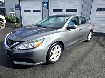 Used 2017 Nissan Altima 2.5 SV