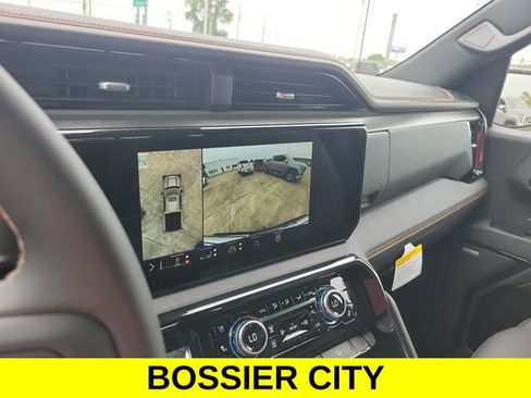 New 2026 GMC Sierra 1500 AT4 w/ AT4 Premium Package AWD/4WD image 19