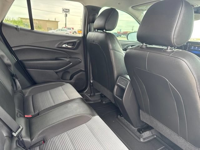 Used 2024 Chevrolet Trax LT w/ Driver Confidence Package FWD image 20