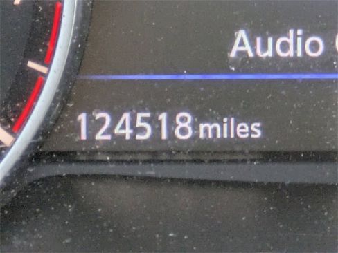 Used 2018 Nissan Murano SV w/ Premium Package image 31