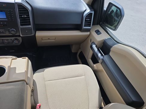 Used 2018 Ford F150 XLT image 17