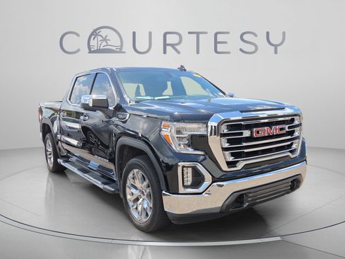 Used 2022 GMC Sierra 1500 SLT w/ SLT Premium Package AWD/4WD image 3