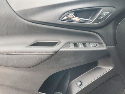 Used 2024 Chevrolet Equinox RS w/ RS Leather Package image 24