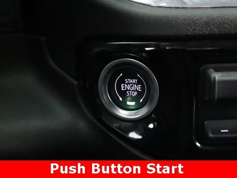 Used 2025 GMC Sierra 3500 SLT w/ SLT Premium Package image 22