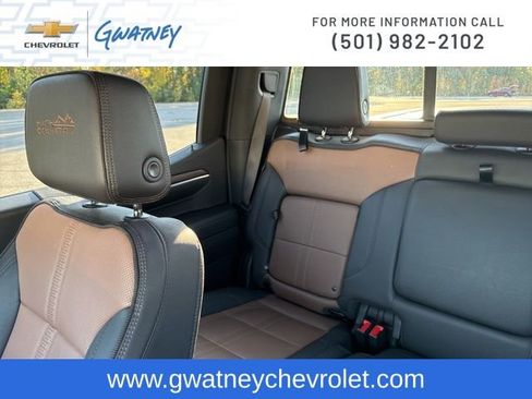 Used 2023 Chevrolet Silverado 1500 High Country w/ Technology Package image 29