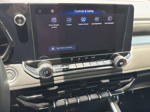 Used 2024 Chevrolet Colorado LT w/ LT Convenience Package RWD image 20
