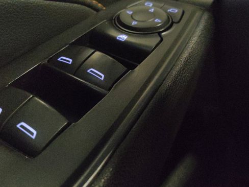 Used 2020 Chevrolet Traverse LS w/ LPO, Floor Liner Package FWD image 27