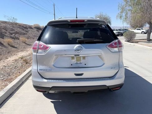 Used 2016 Nissan Rogue SV w/ SV Premium Package FWD image 7