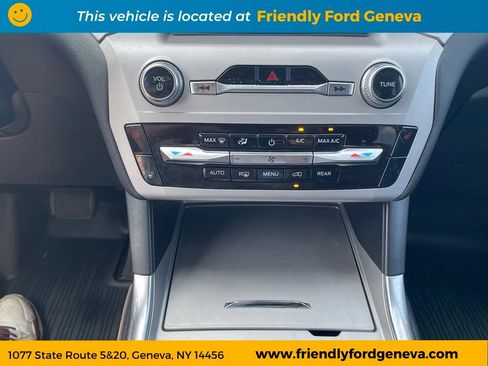 Used 2023 Ford Explorer XLT w/ Equipment Group 202A AWD/4WD image 24