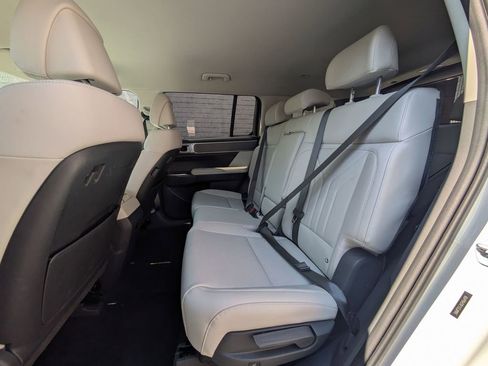 Used 2025 Hyundai Santa Fe SEL AWD/4WD image 26